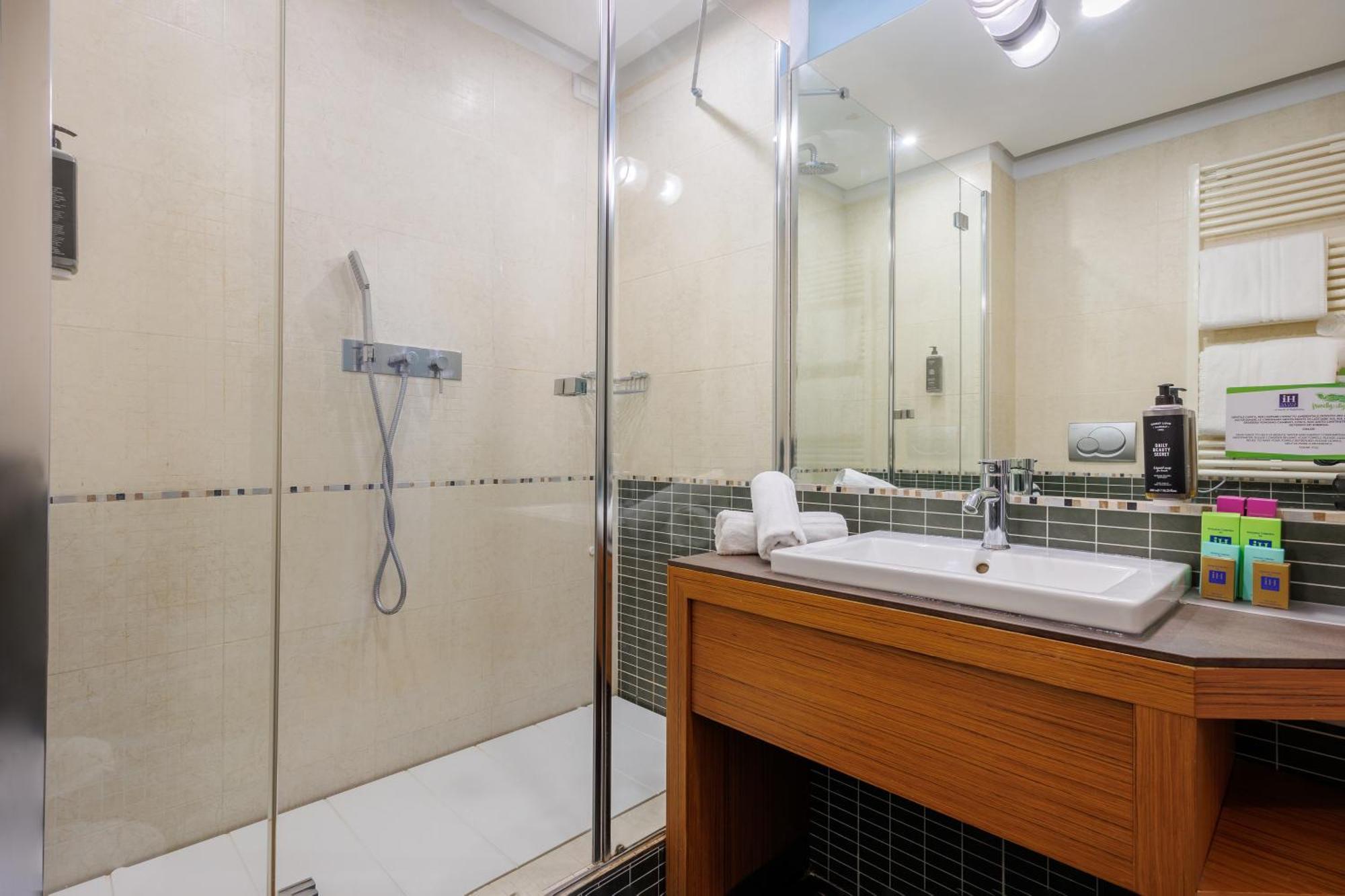 Ih Hotels Milano Centrale Eksteriør bilde